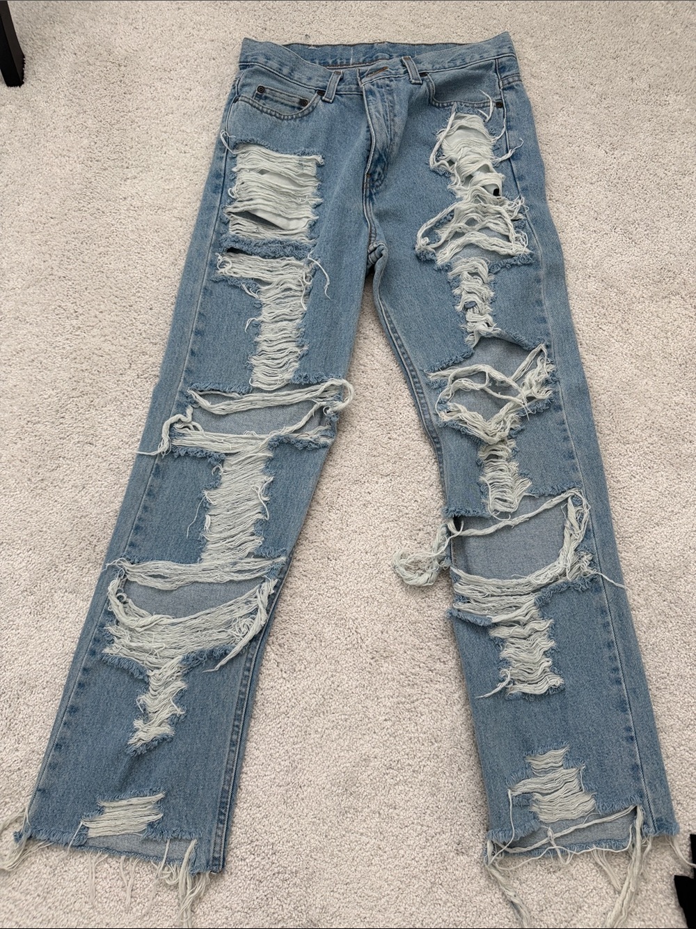 Light Blue Distressed Women's Jeans - Trendy Ripped Denim
